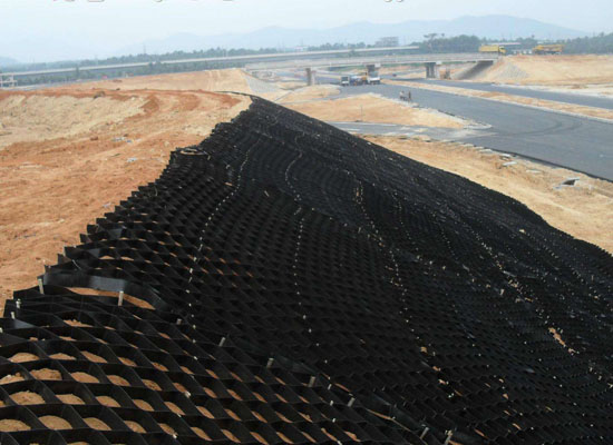 土工格室(蜂巢網(wǎng)) 土工格室(蜂巢網(wǎng))